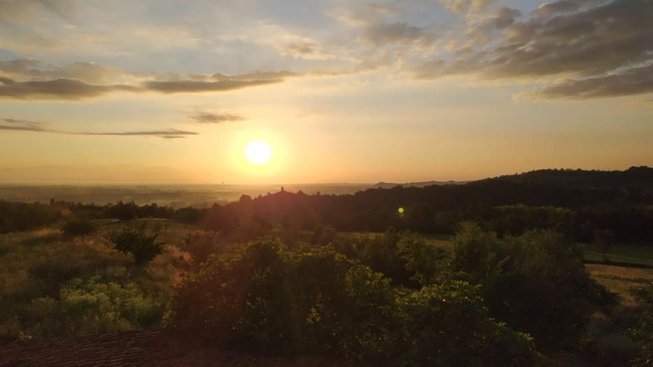 Lauriano B&B Naturin - Cascina Colombaro מראה חיצוני תמונה