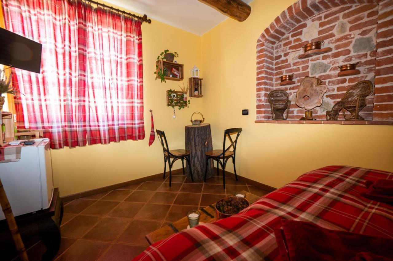 Lauriano B&B Naturin - Cascina Colombaro מראה חיצוני תמונה