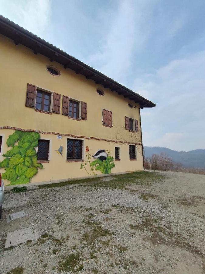 Lauriano B&B Naturin - Cascina Colombaro מראה חיצוני תמונה